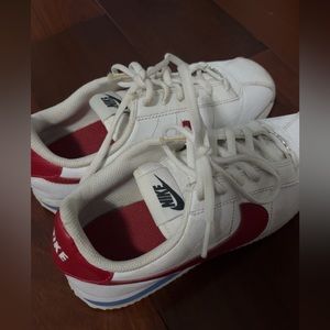 red nike cortez